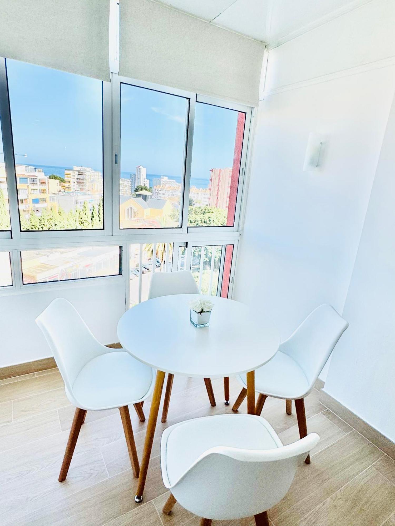 Moderno-Luminoso-Vistas Al Mar-Benalmadena Costa Apartment Exterior photo