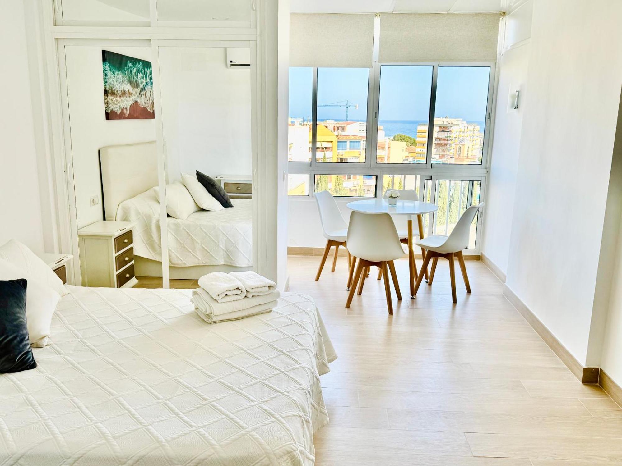 Moderno-Luminoso-Vistas Al Mar-Benalmadena Costa Apartment Exterior photo